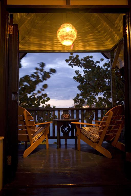 The Caves Hotel เนกริล ภายนอก รูปภาพ