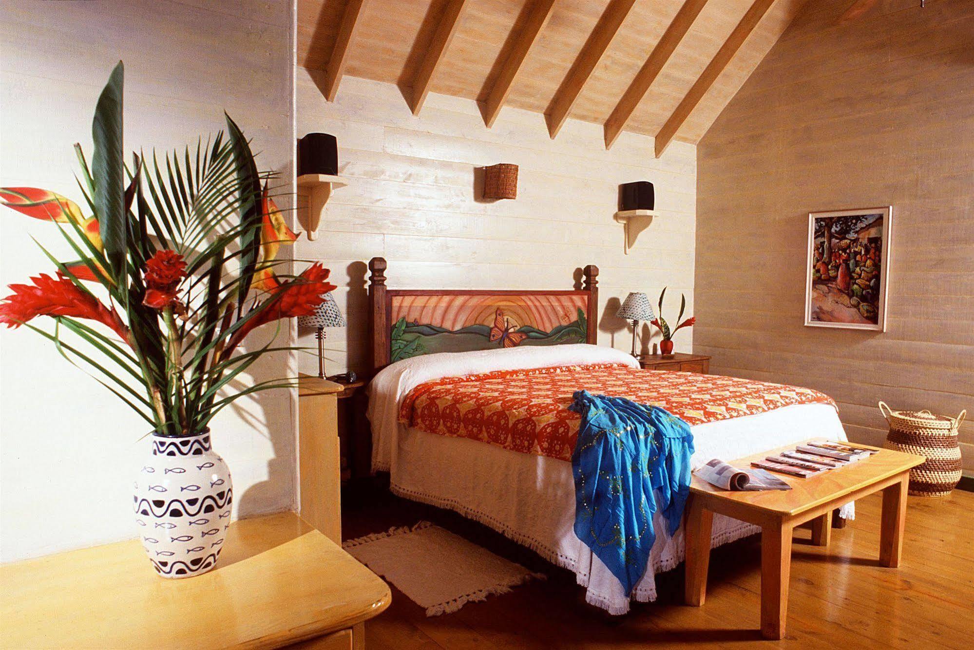 The Caves Hotel เนกริล ภายนอก รูปภาพ